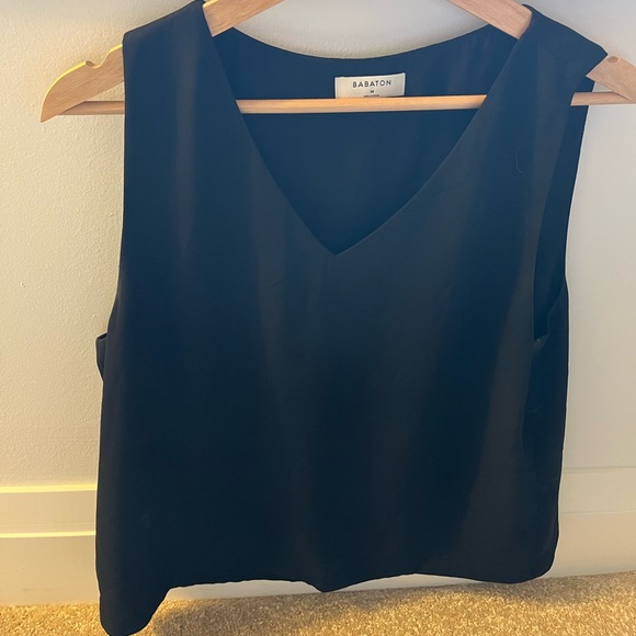 Babaton Sleeveless Murphy Blouse - Picture 2 of 3